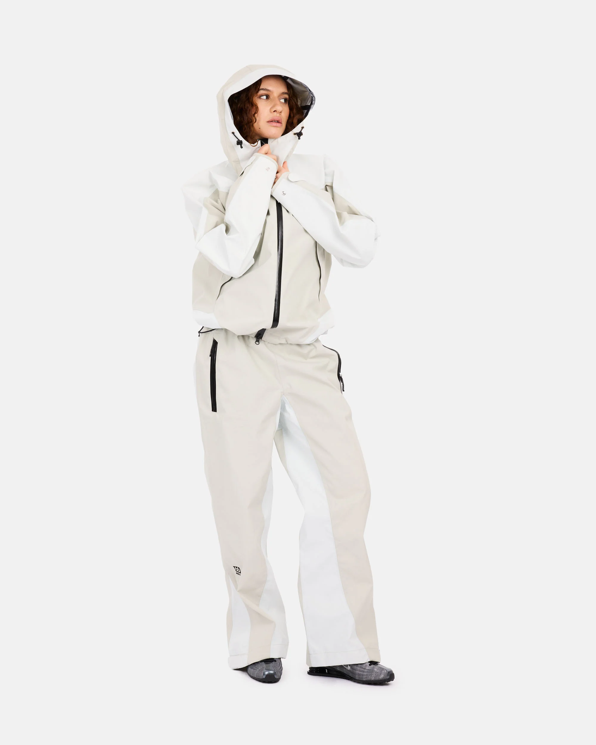 Dyngja Shell Jacket - Image 5