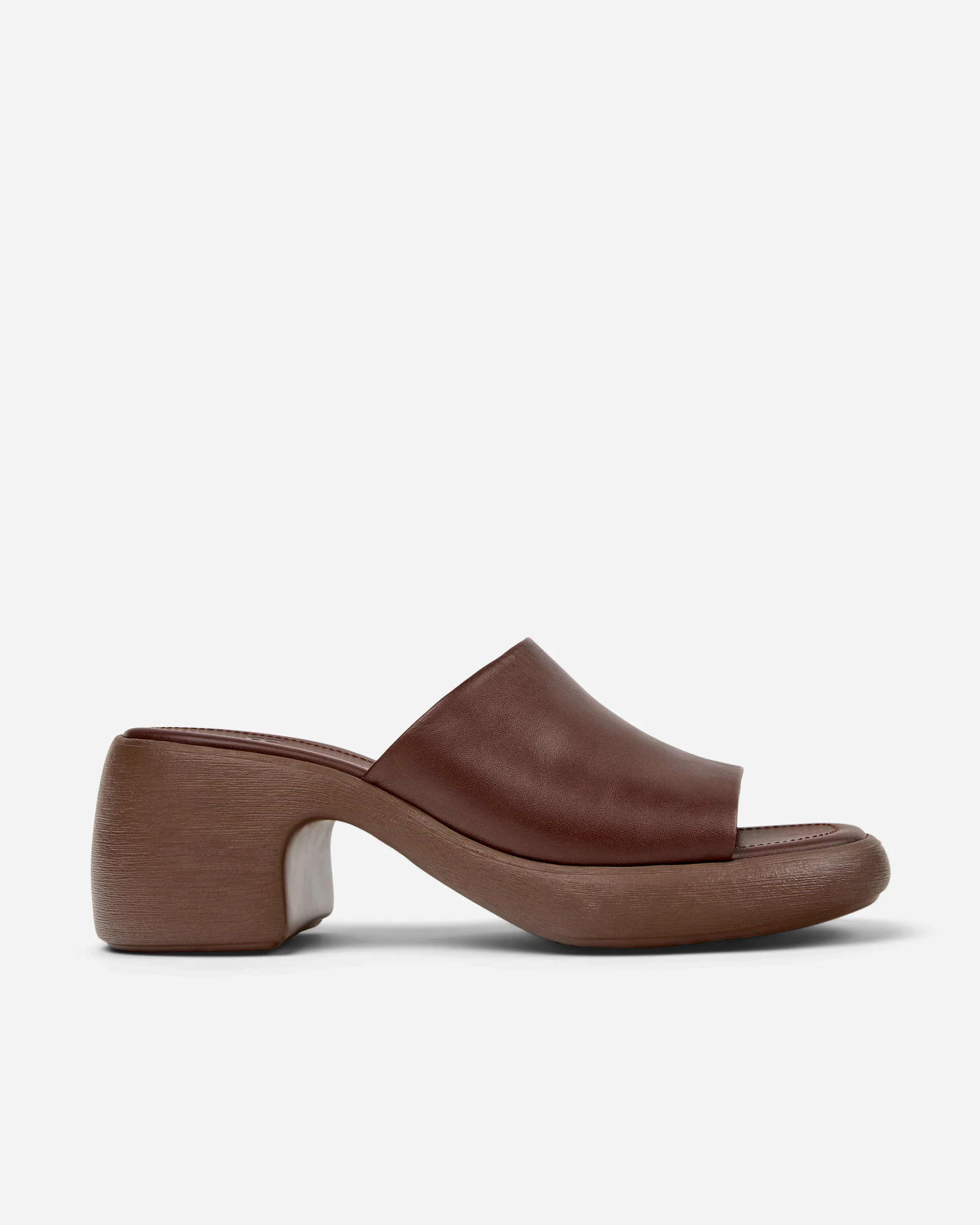 Thelma Sandal