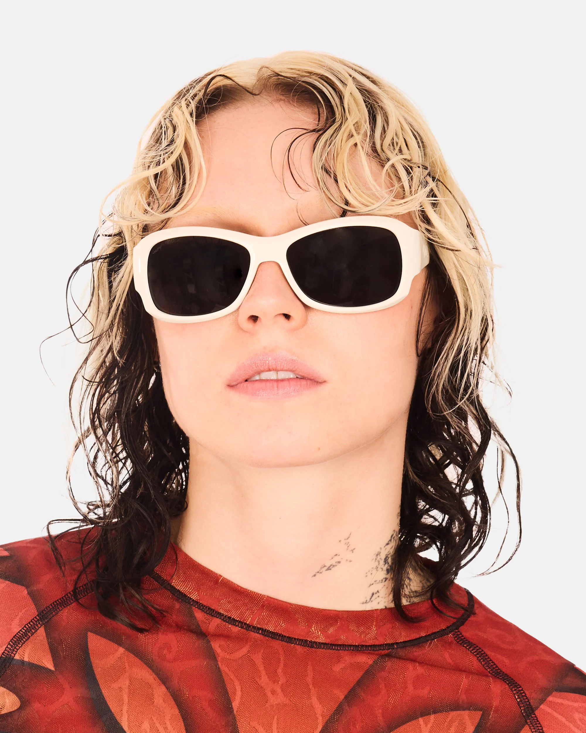 GUMI One - vit / svart - Image 2