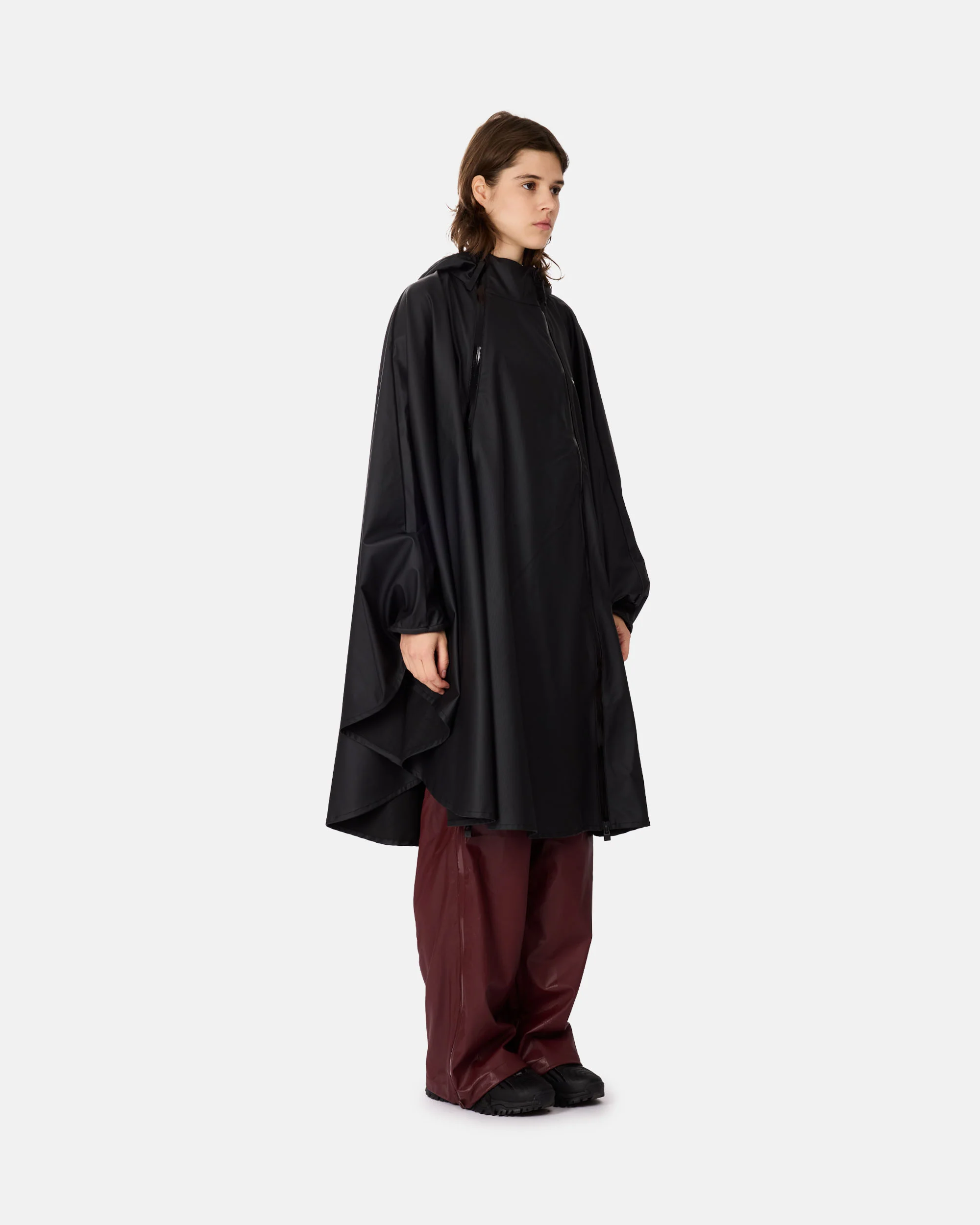 Rains x Umbro Apollo Cape - Image 4